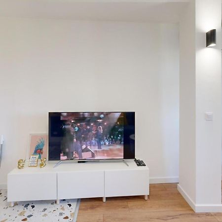 Modern City Stay Apartment 4 Min Walk From Alexander Nevski Sofia Exterior foto